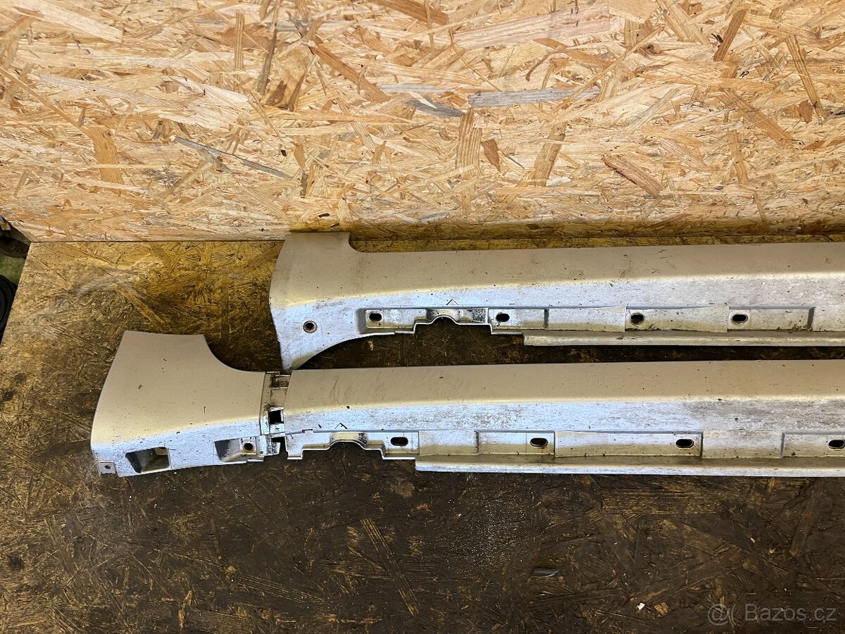 KRYTY PRAHŮ AUDI A4 B7 KOMBI - 4