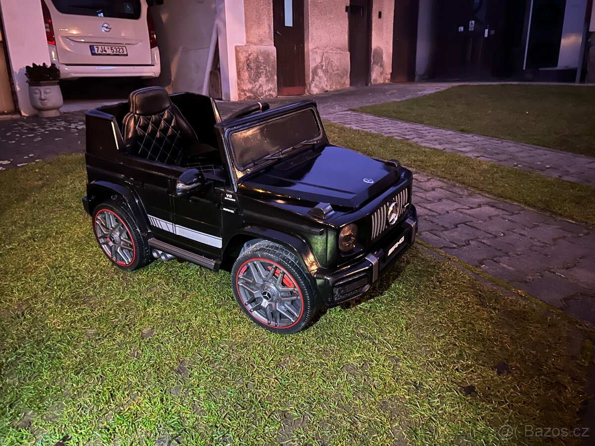 Dětské autíčko Mercedes G63 4x4 - 4