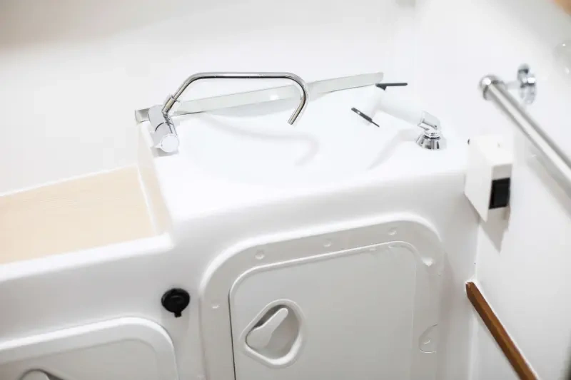 MARINELLO 650 CABIN - 4