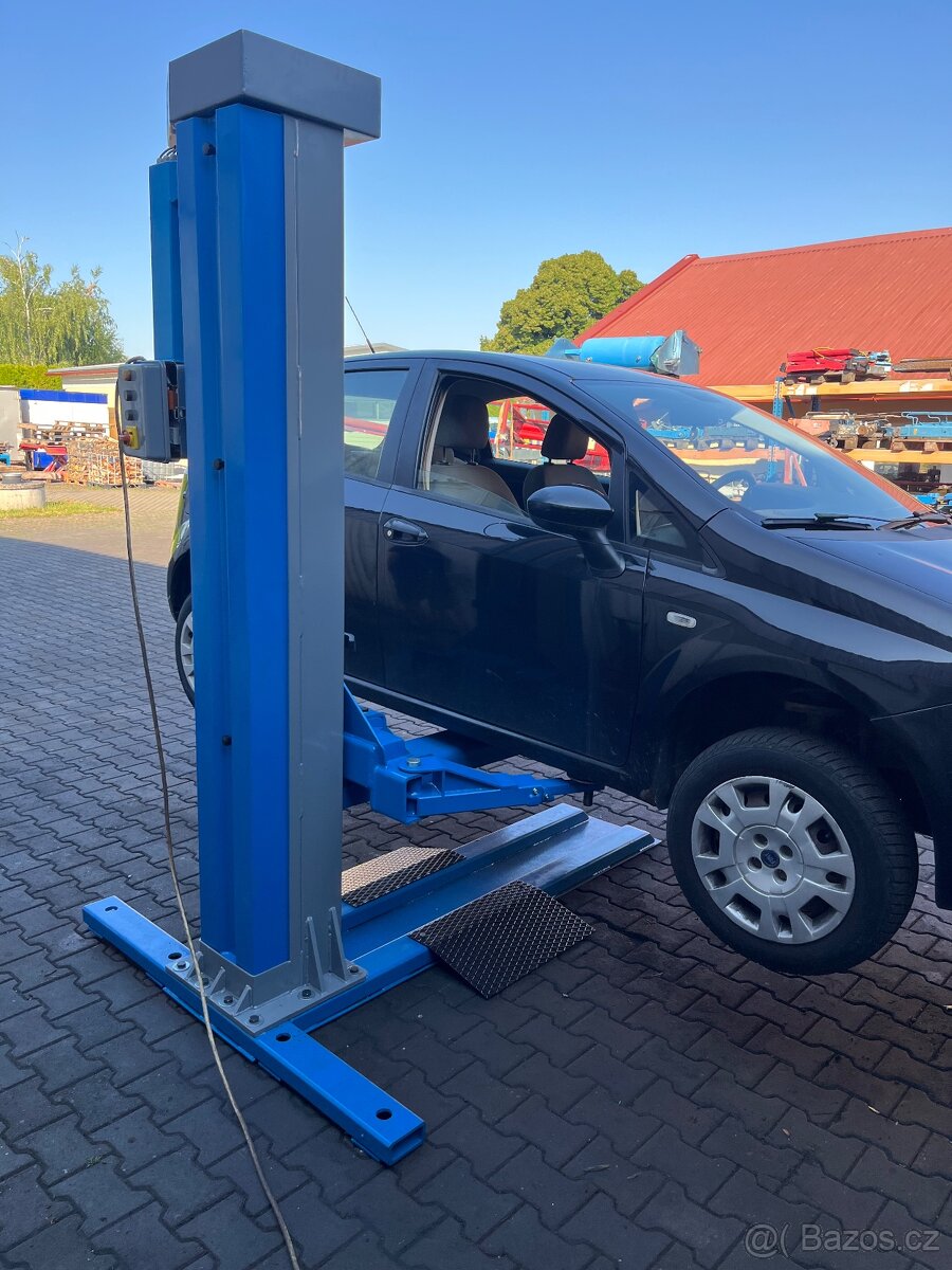 Jednosloupový zvedák OMCN - 4