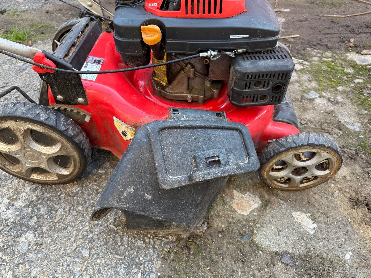 Sekačka Hecht s pojezdem - 4