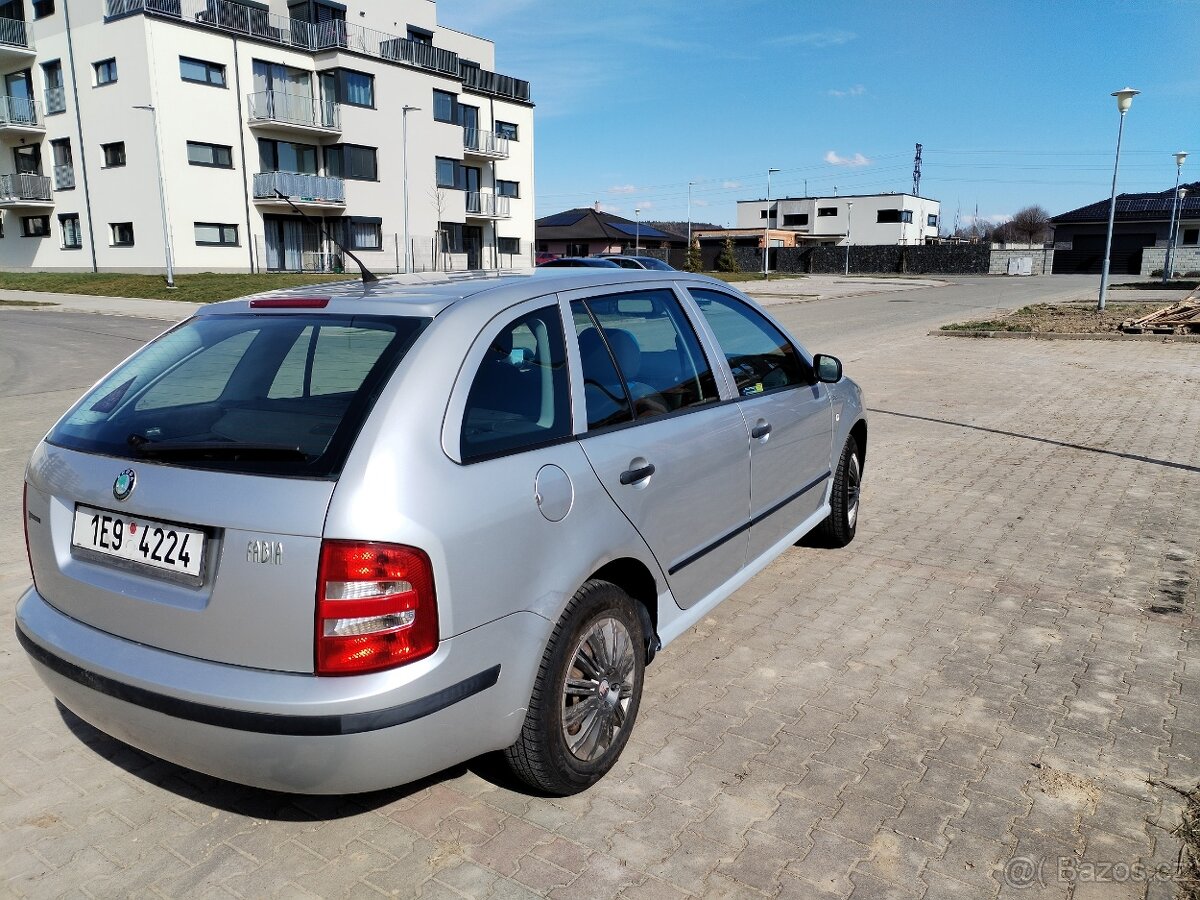 Škoda fábia kombi - 4