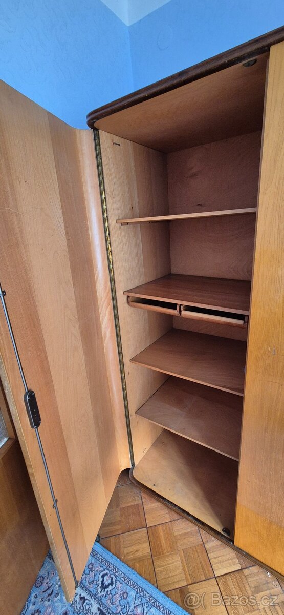 Dobová ložnice masiv - 4