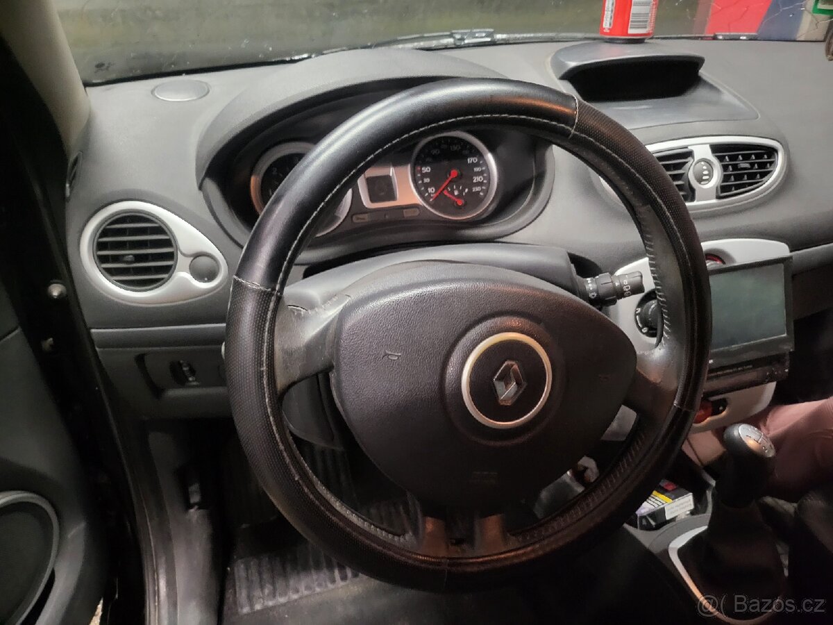 Renault clio - 4