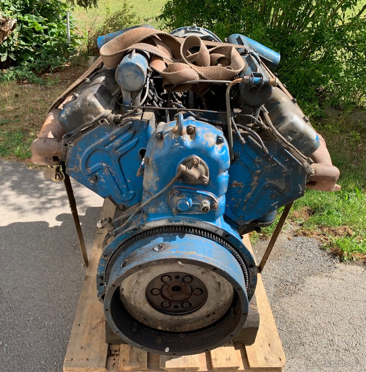 MOTOR TATRA 148 na opravu nebo ND - 4