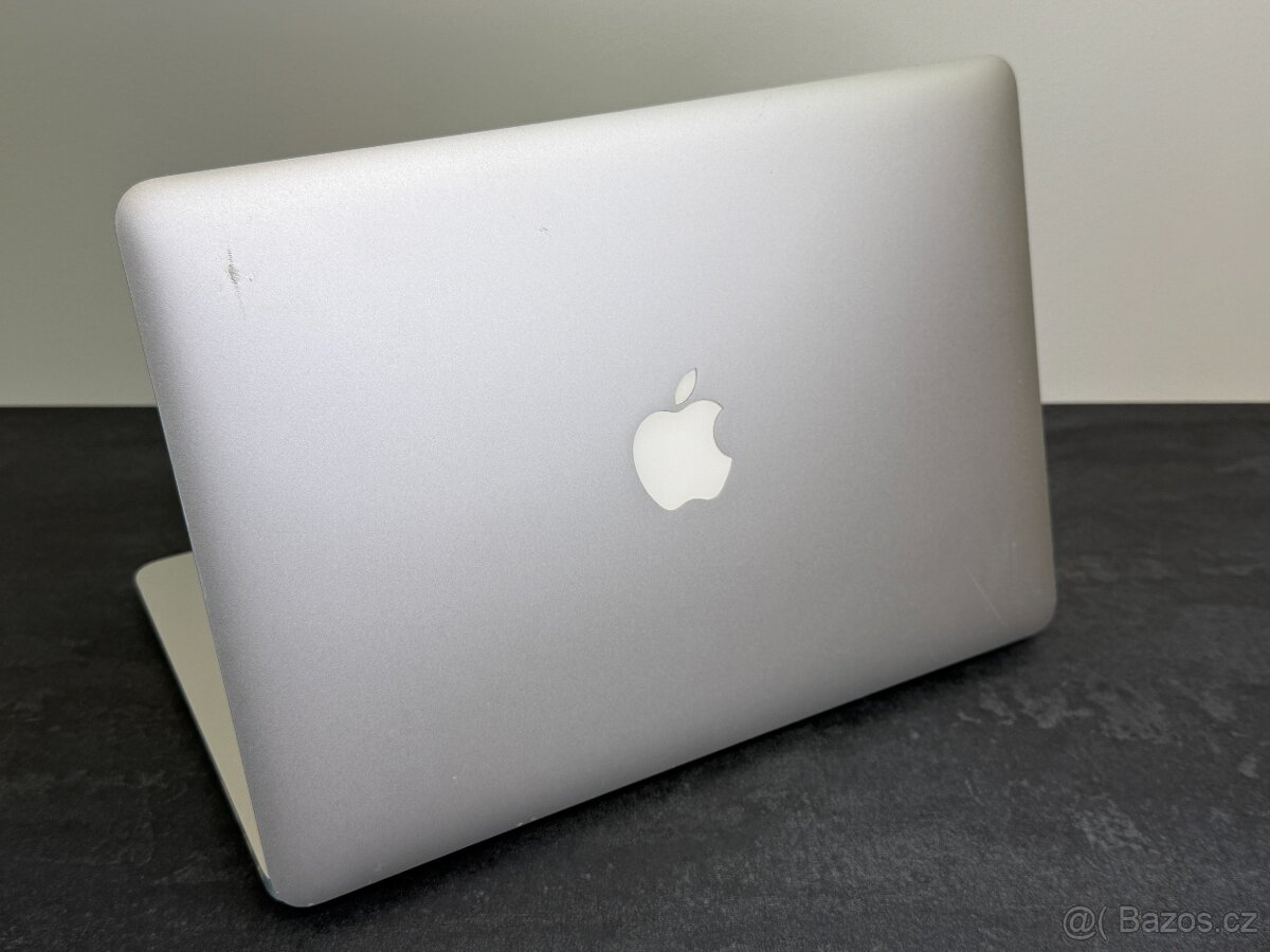 MacBook Air 13'' 2015 / i5 / 4GB / 256GB SSD - DPH - 4