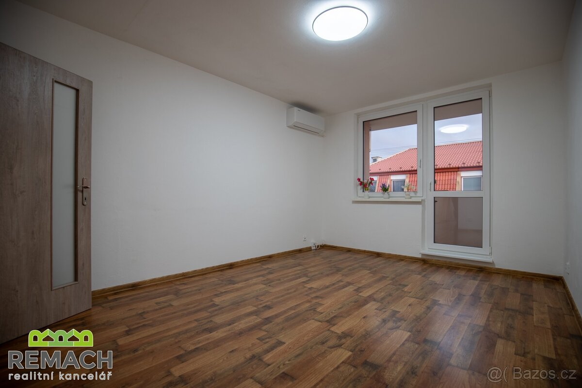 Prodej, byt 1+1, balkon, 35 m², Uherské Hradiště - 4