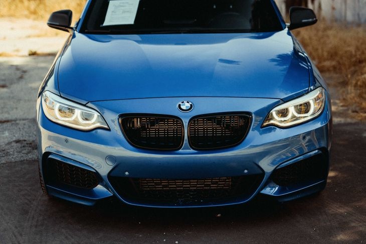 BMW "M2" M235i 2015 cca 400 koní, zadohrab, krásné auto - 4