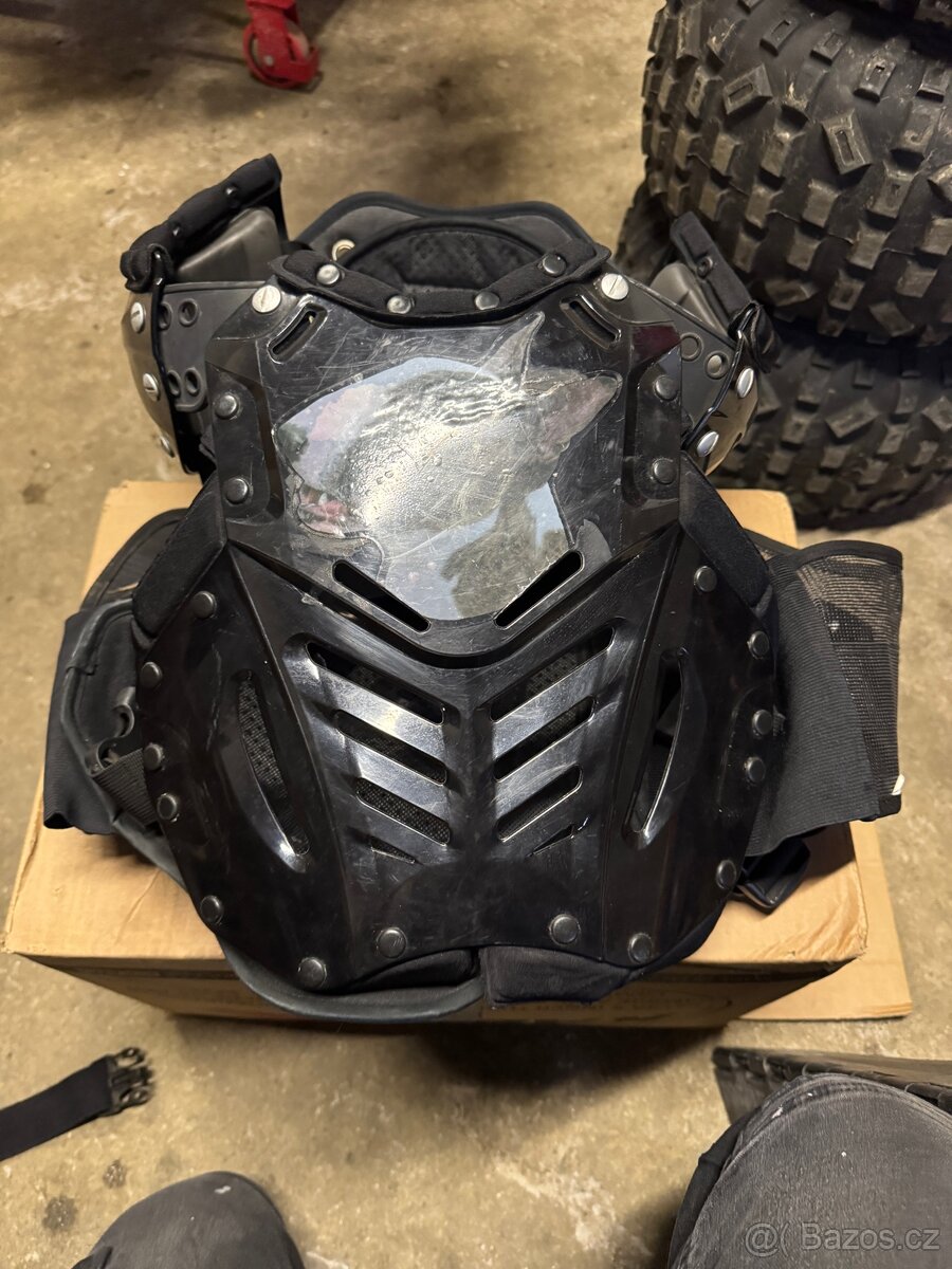 Mx hrudni chranic - 4