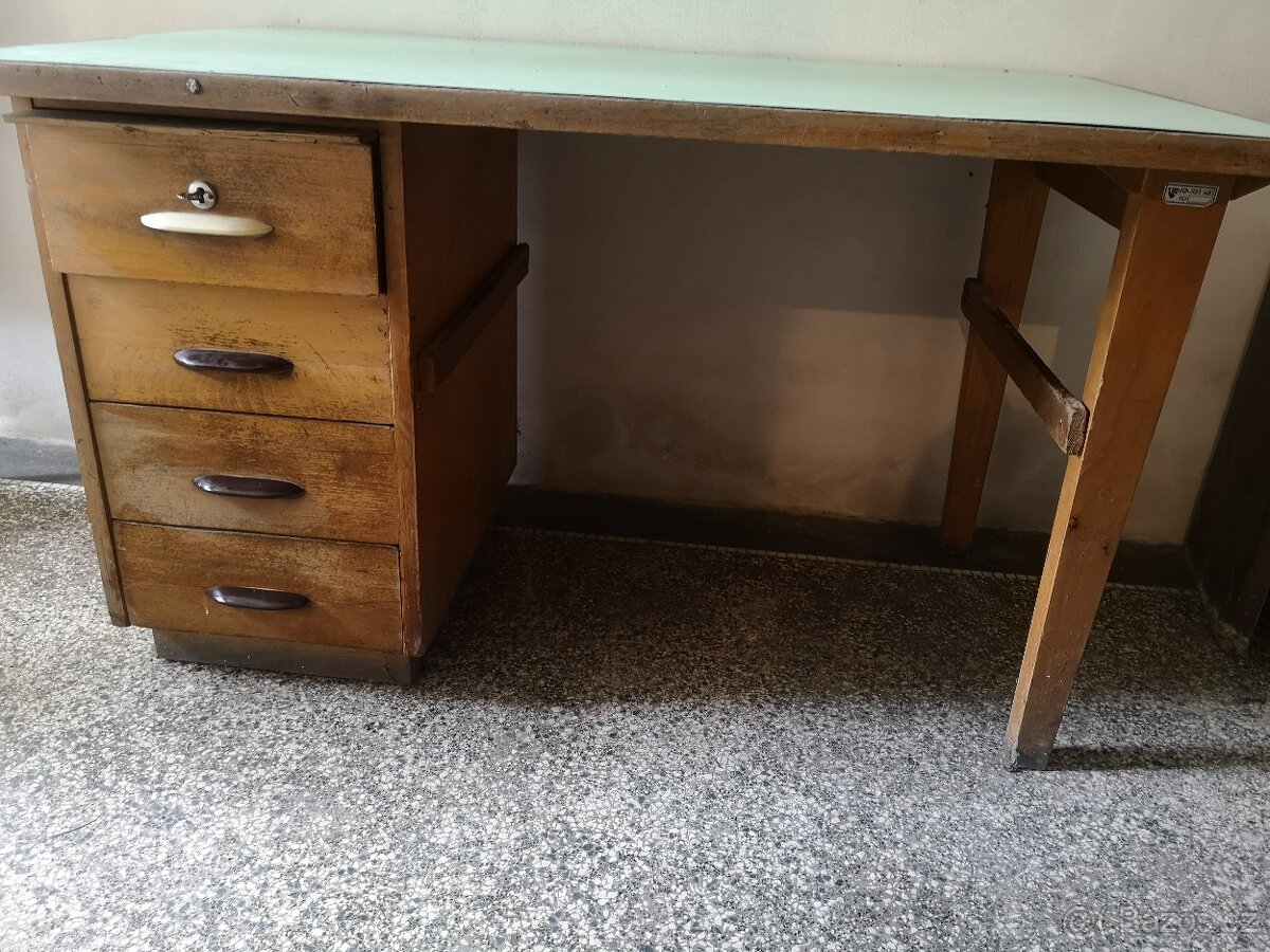 Starý psací stůl - 4