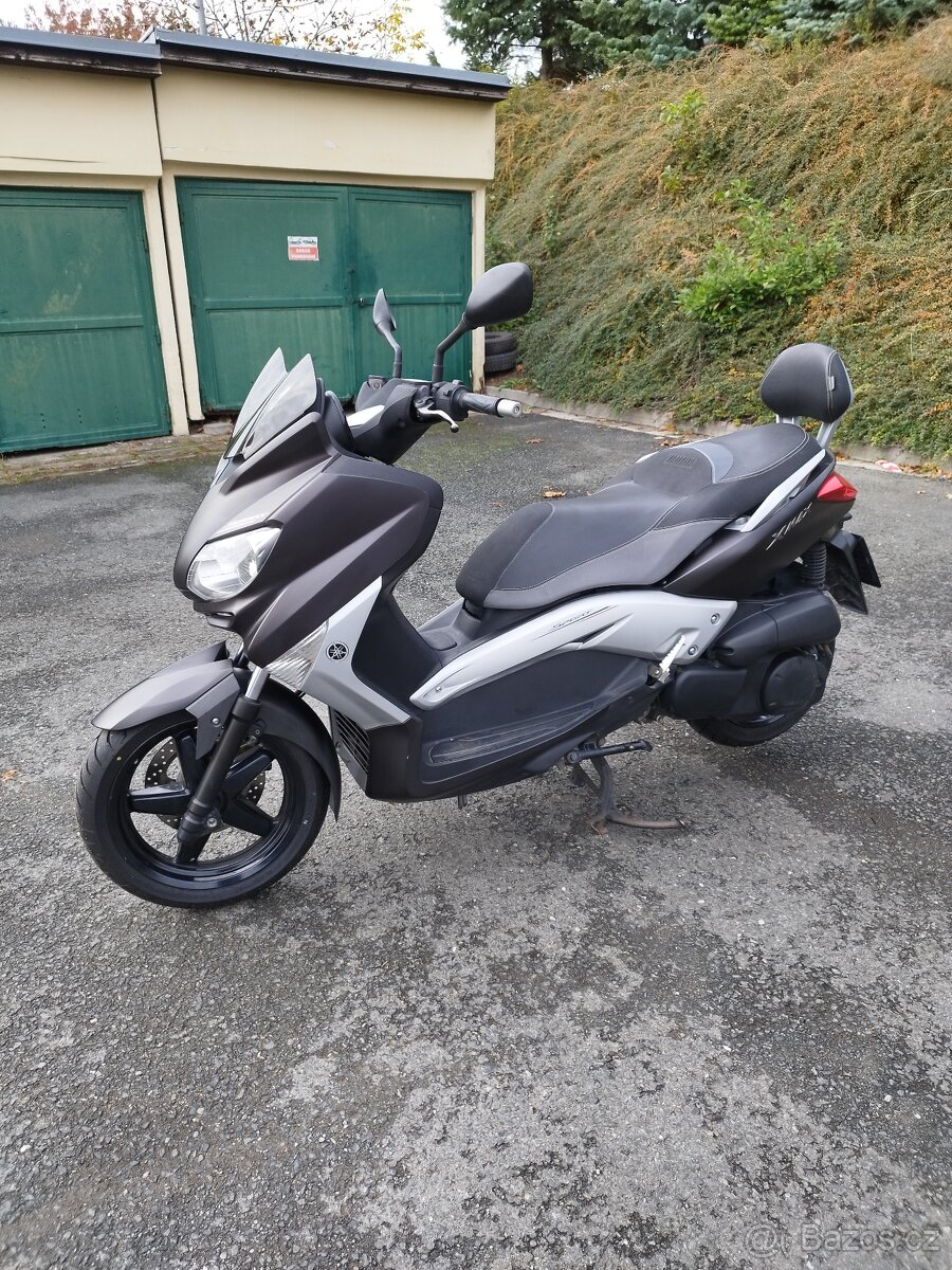 Yamaha xmax 250 sport - 4