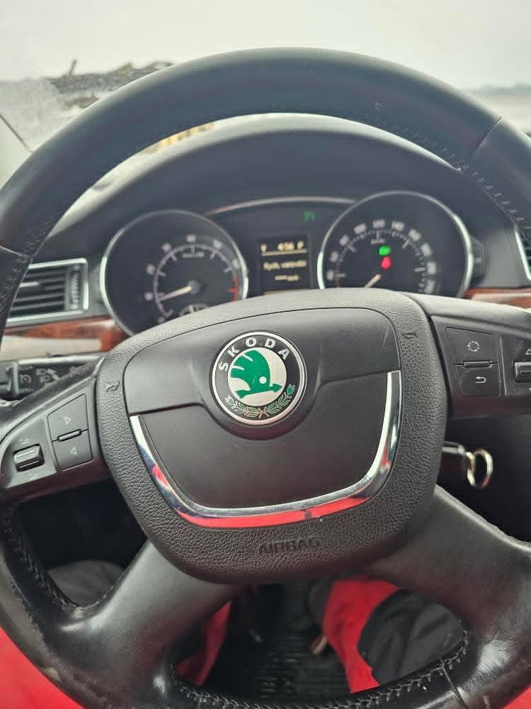 Superb 2 1.8 dsg - 4