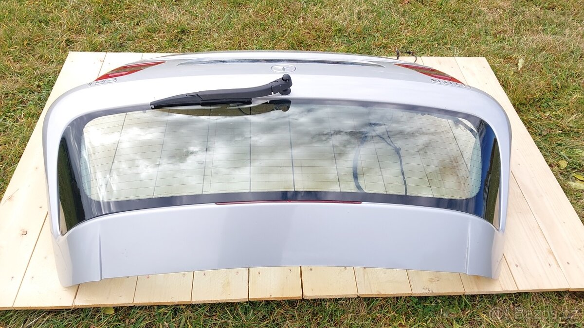 Mercedes W245 B180 - Dveře kufru stříbrné - 4