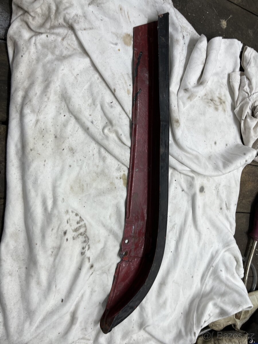 Kryt řetězu jawa 550 - 4