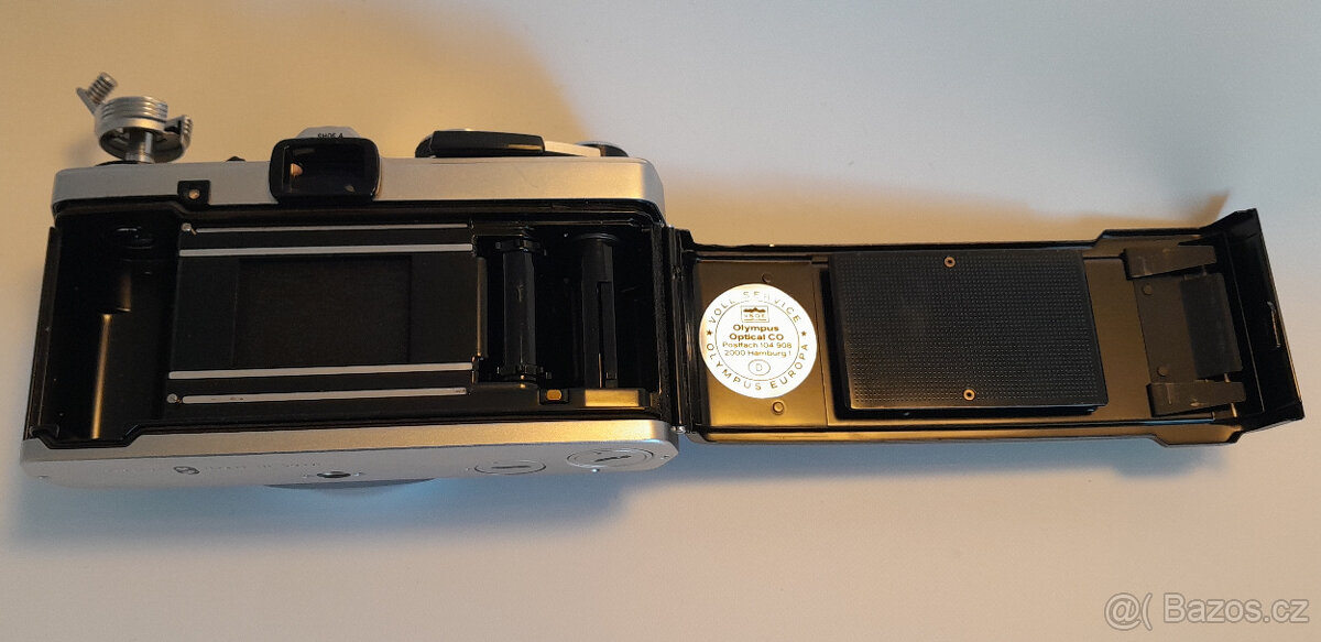 OLYMPUS OM-2N TĚLO - 4