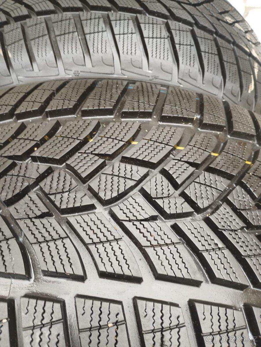 295 35 R21 ZIMA NOVE GOODYEAR - 4