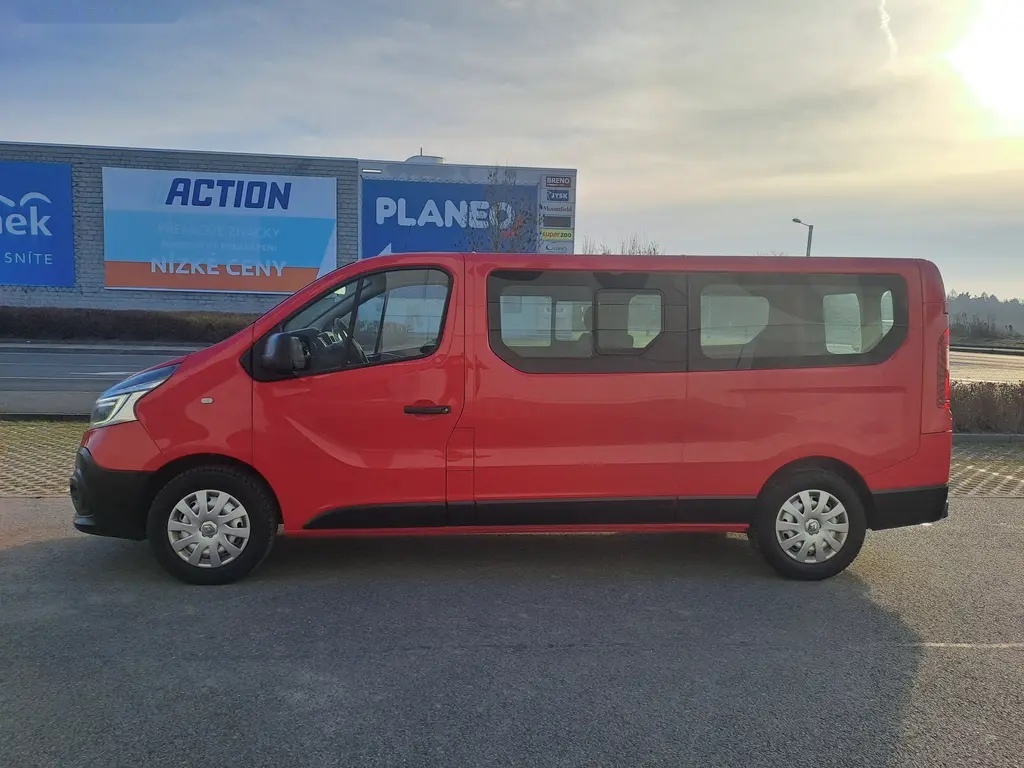 Renault Trafic, 2.0DCI L2 6.MÍSTNÉ DPH PERFEKT - 4