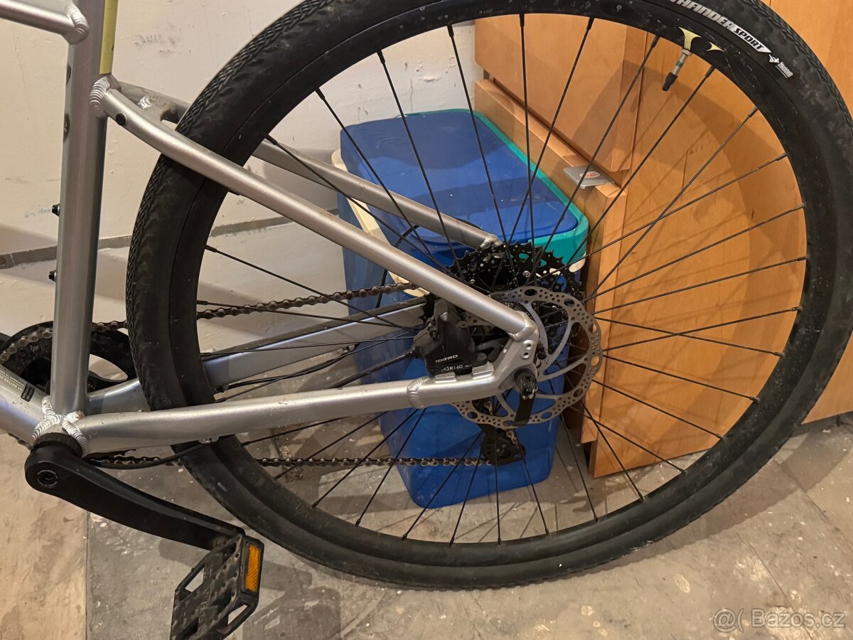 Dívčí kolo Specialized - 4