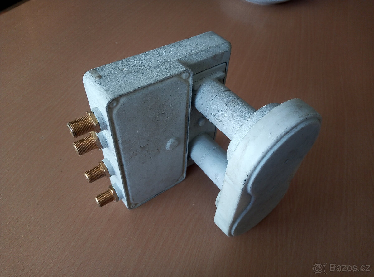 Satelitní konvertory (LNB) + příslušenství - 4