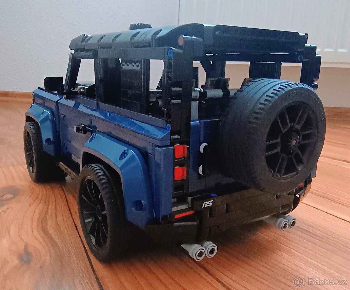 Lego 42110 Land Rover Defender (MOC) - 4