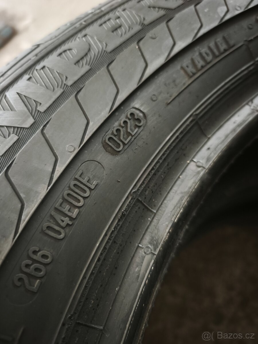 215/60/17 C - 4