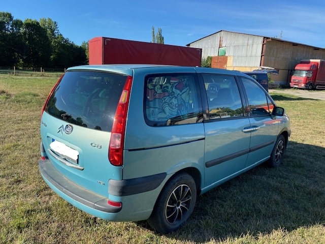 C8, 2.2 HDI 16V, r.v. 2002 - 4
