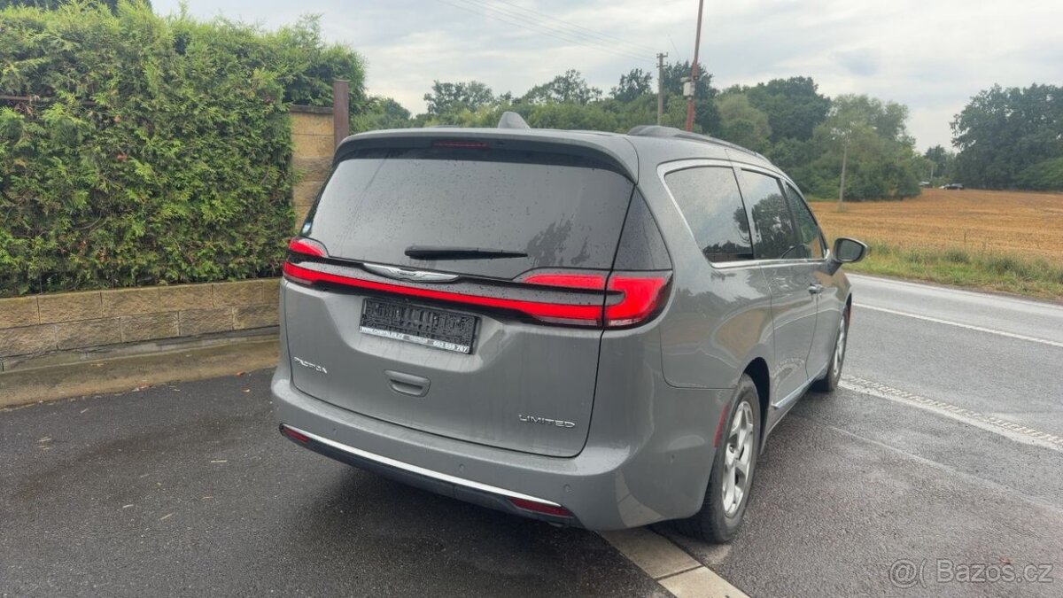 Chrysler Pacifica 3,6 RU Limited Radar 360 2022 - 4
