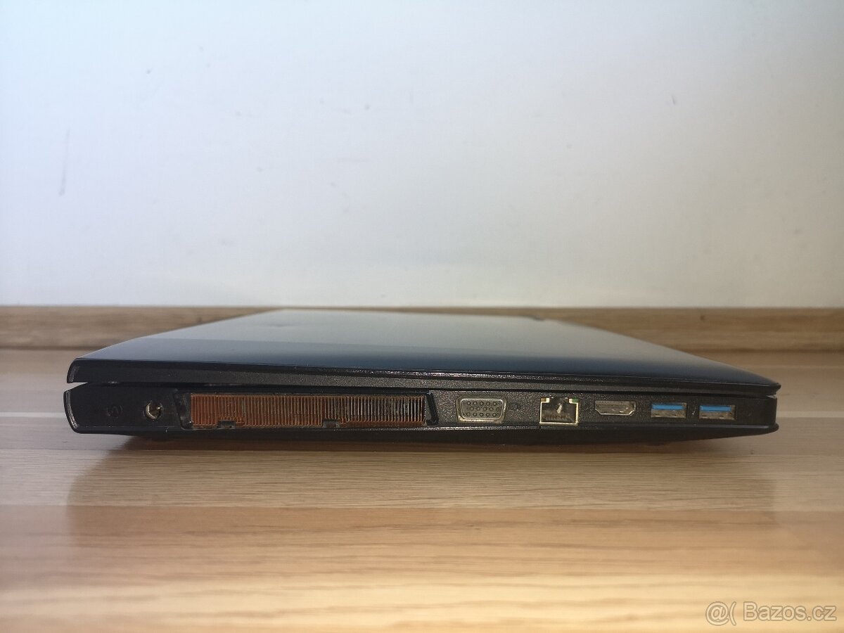 Notebook Lenovo IdeaPad Y500, 2 x grafika - 4