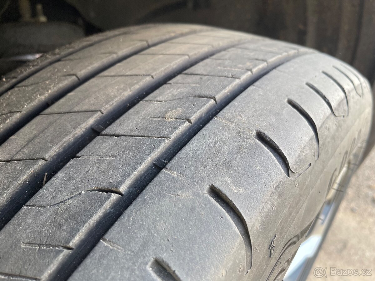 PNEU GOODYEAR
