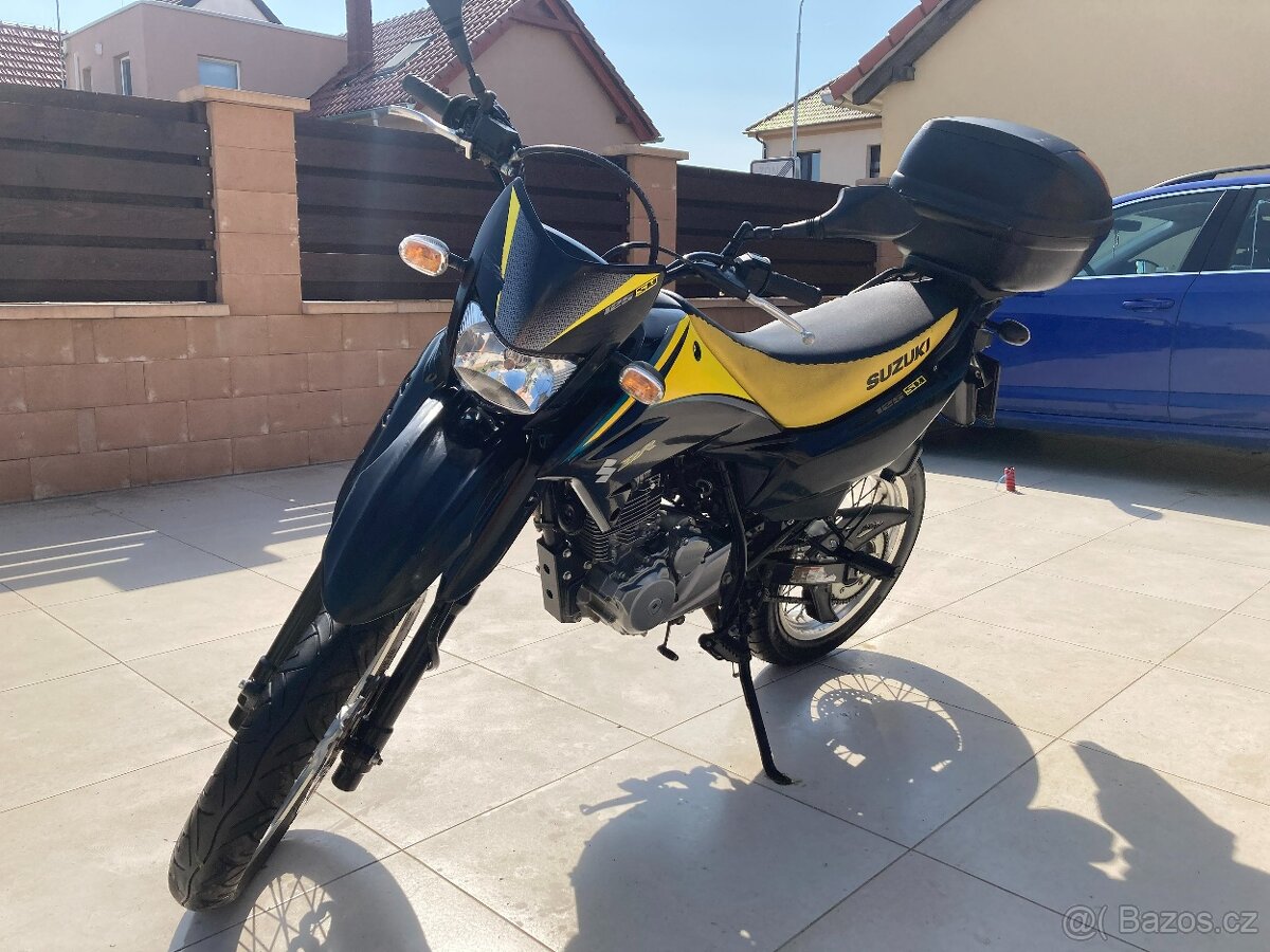 Suzuki DR 125 SM