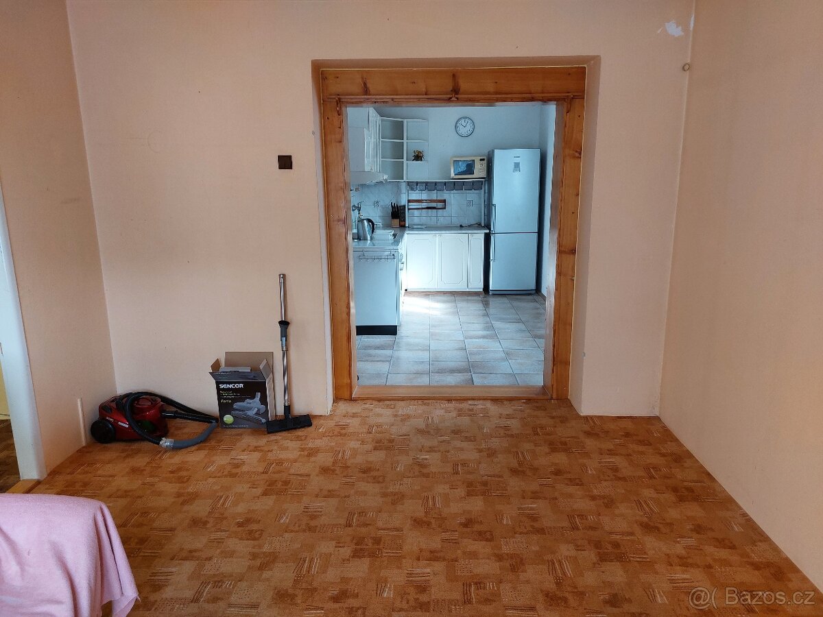 Pronájem bytu 2+1 65 m², Bělá pod Bezdězem 12 000,-/měs. - 4