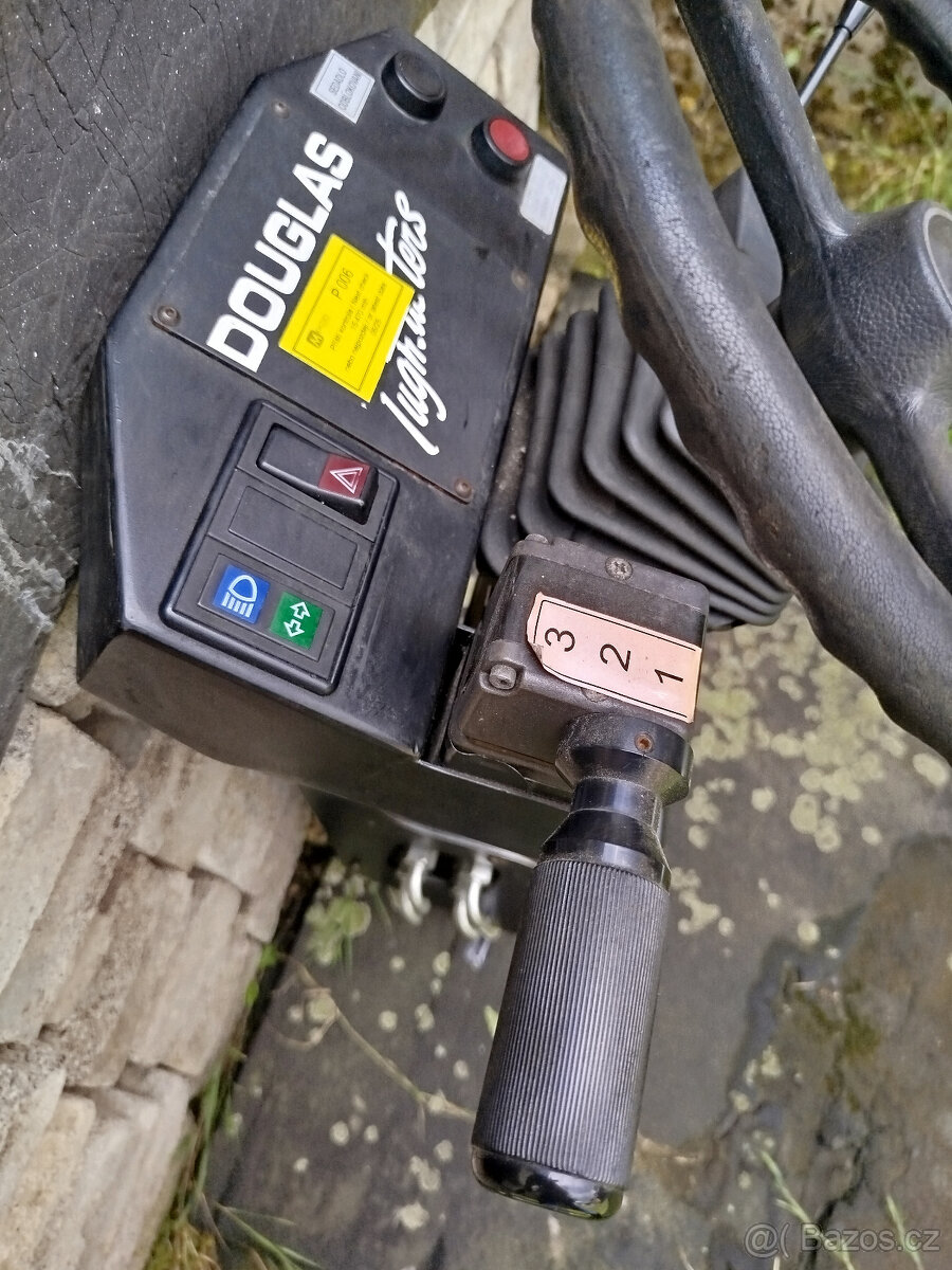 orstu servořízení Douglas - 4