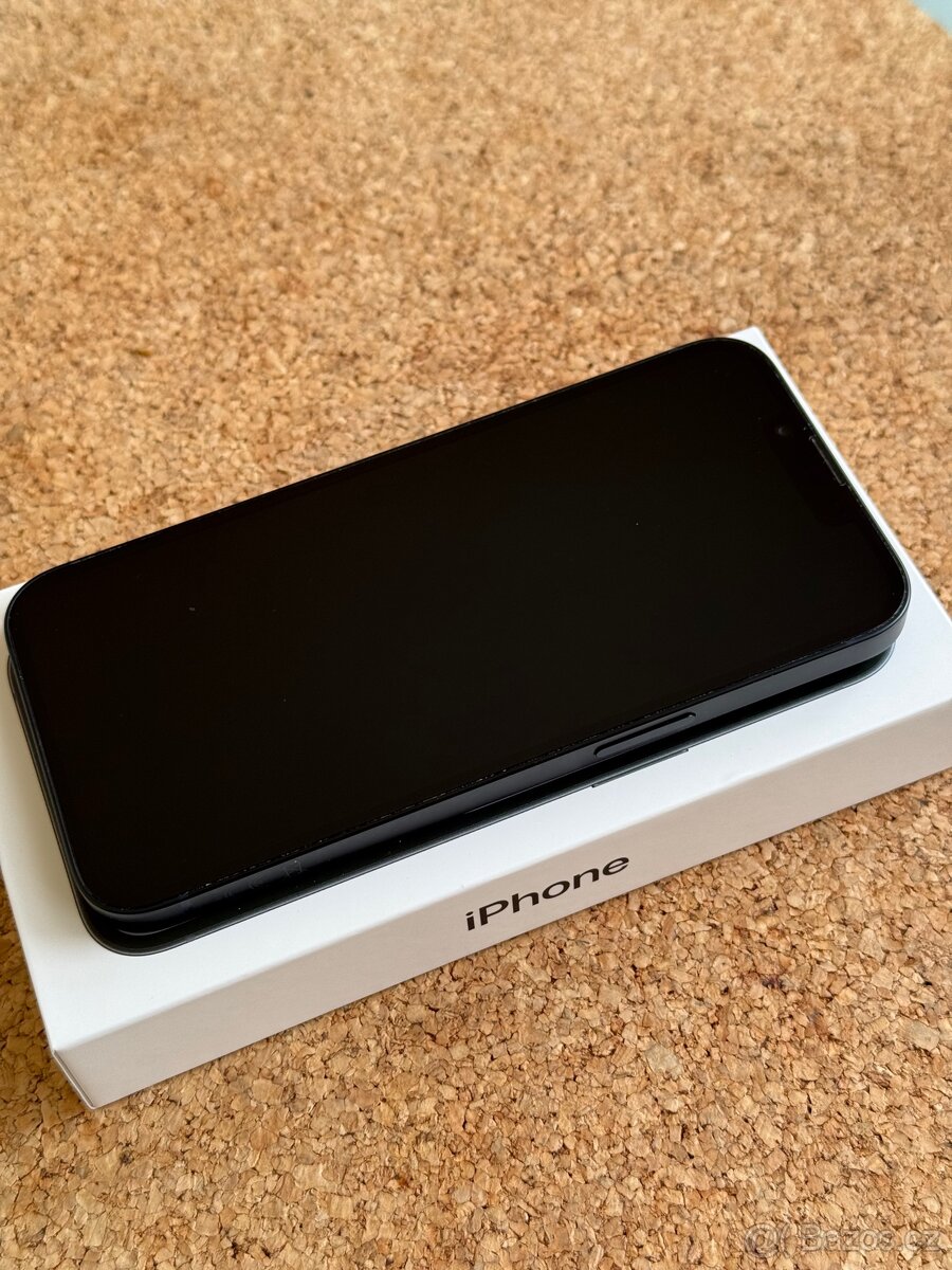 iPhone 14 – 128 GB – černy - 4