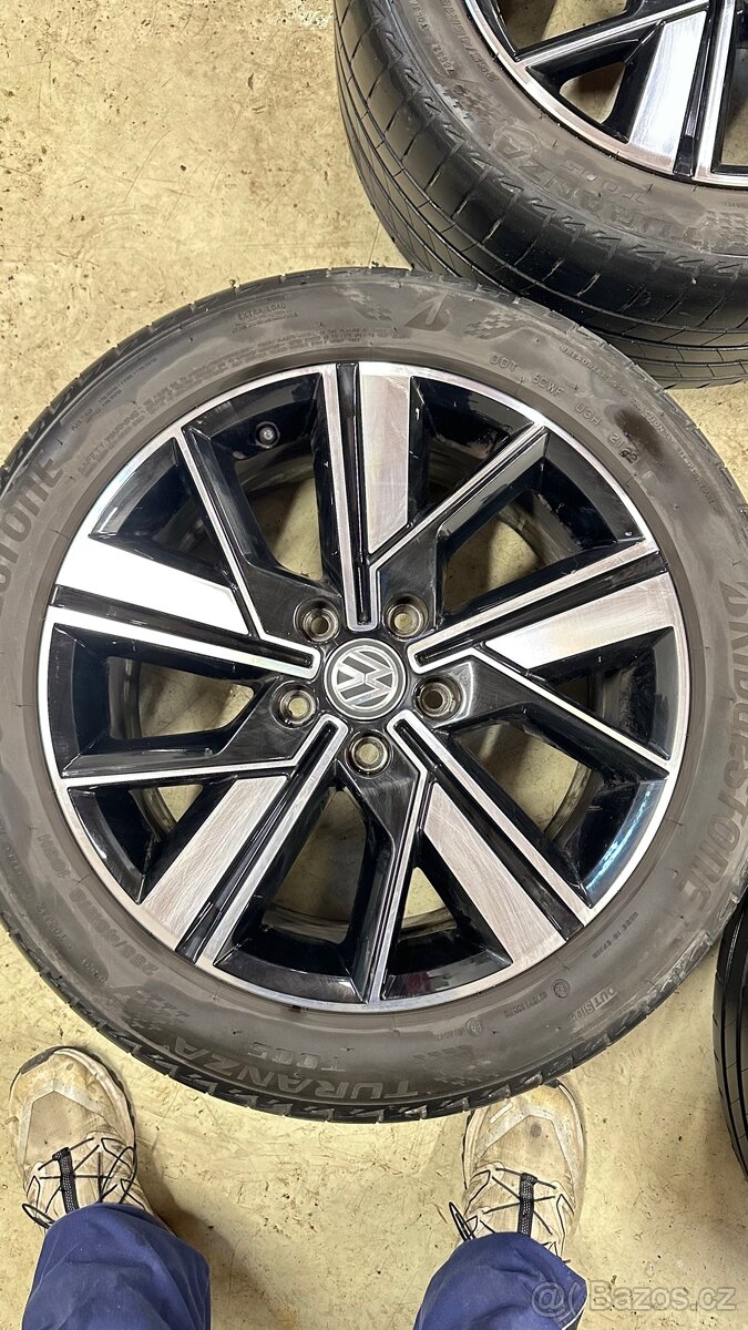 alu kola VW Multivan T6.1 Valdivia 18” - 4