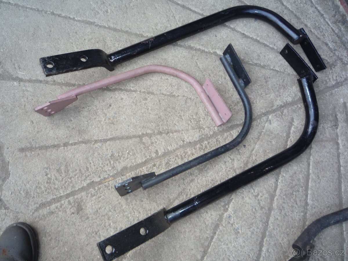 Držáky blatníků - 4