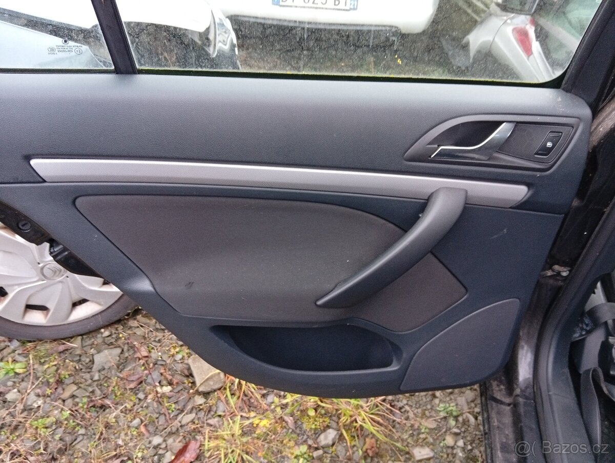 Dveře Š.Octavia - 4