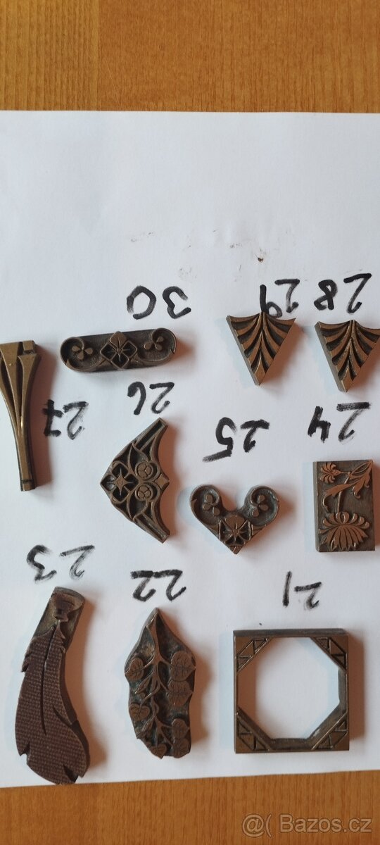 Staré mosazných štočky - 4