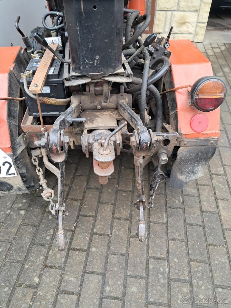 Traktor domácí výroby - 4