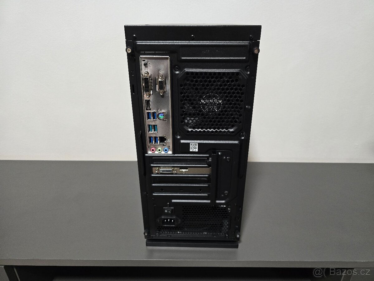 Stolní herní počítač GameMax M60 - 4
