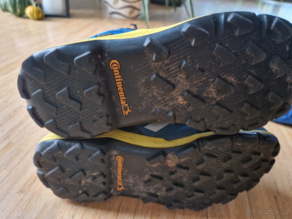 Crocs J2, Adidas vel.35, Geox vel.35 - 4