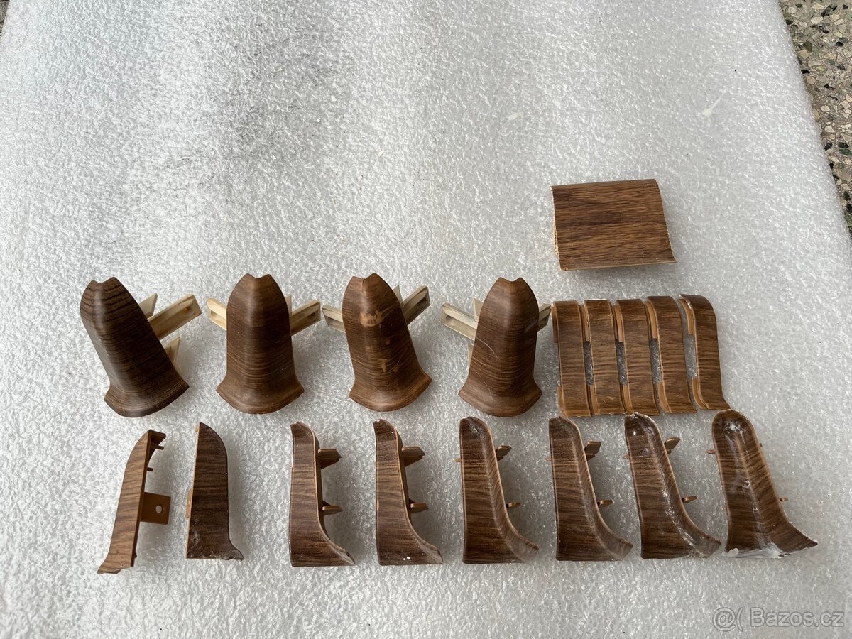 Podlahová plastová lišta Dub Nevada - 4