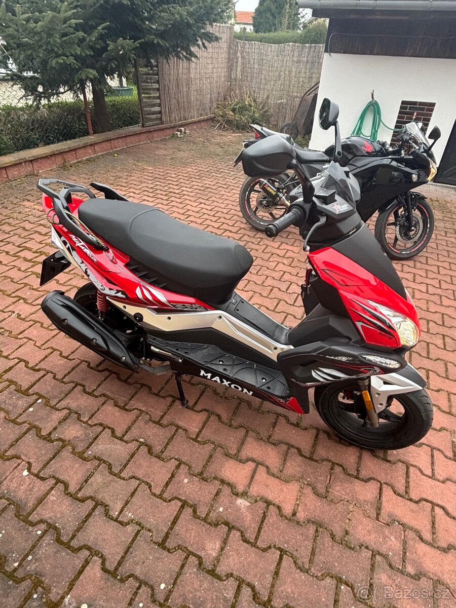 Maxon 125 - 4