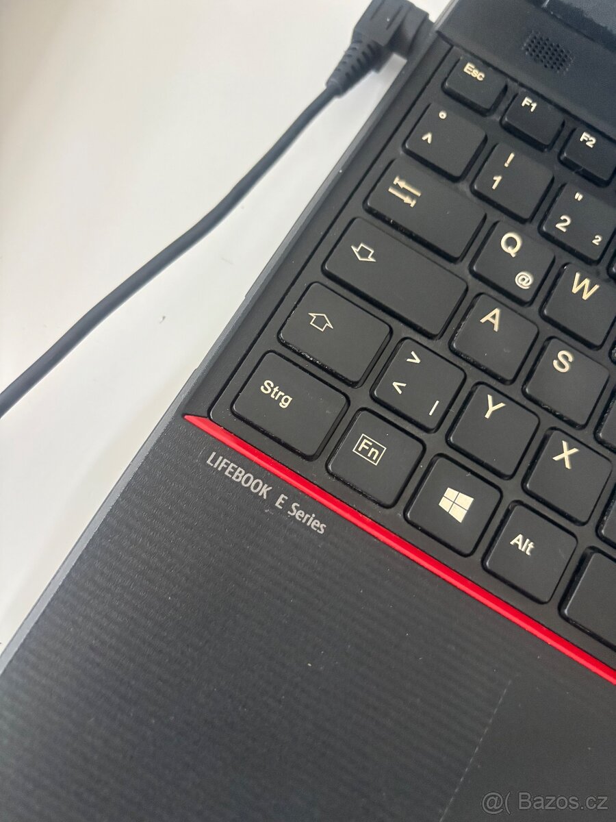 Notebook Fujitsu - 4