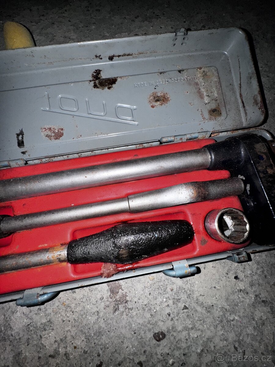 Tona momentovy klíč. - 4