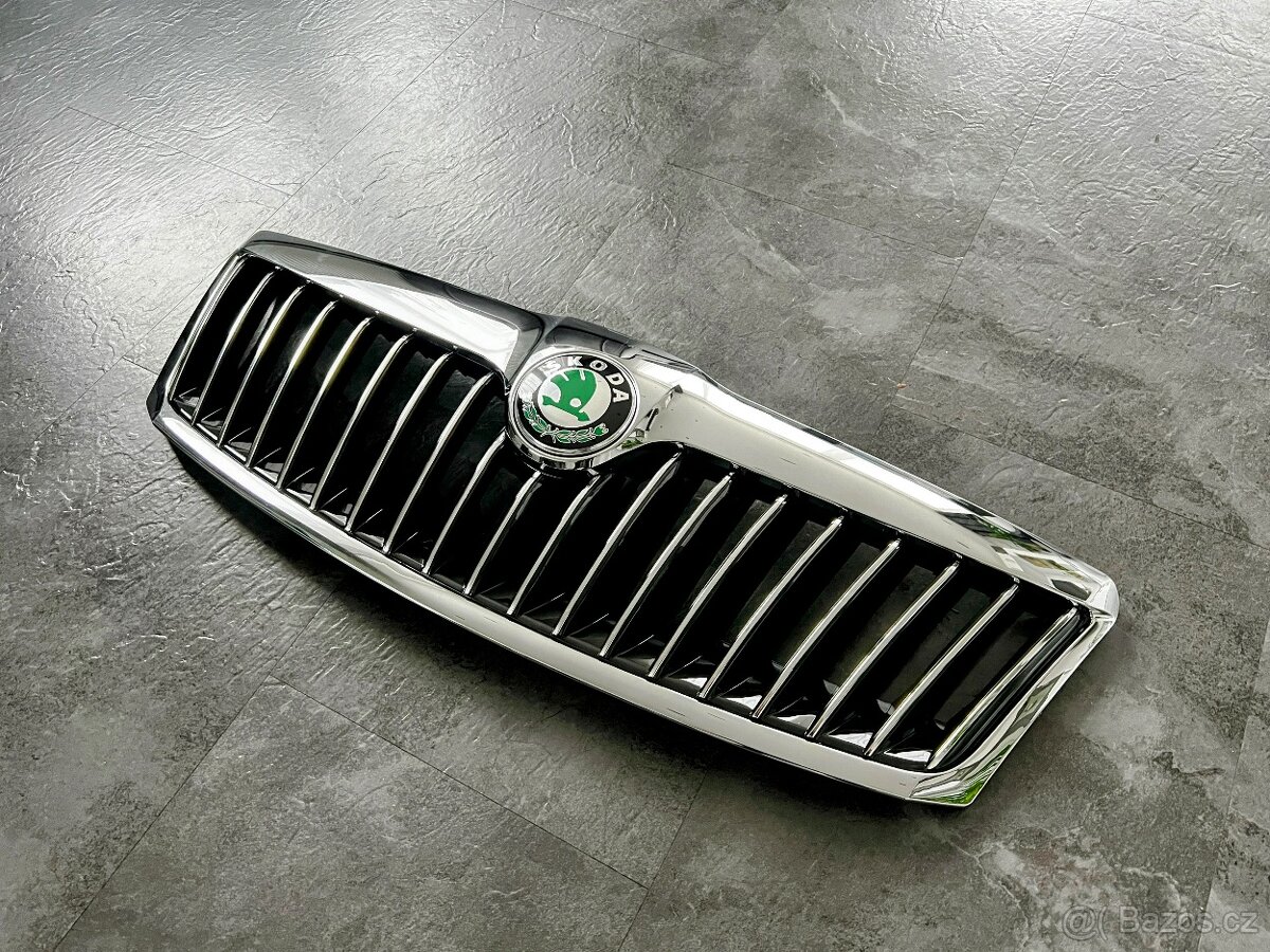 MASKA KAPOTY • ŠKODA OCTAVIA 2 FACELIFT • ZASÍLÁME - 4