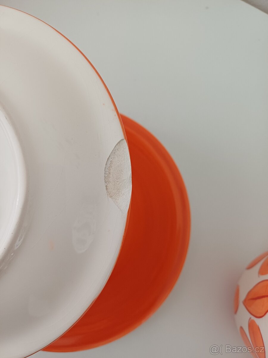 Kouzlo domova dva hrnky na čaj a dva na kávu s podšálkem. - 4