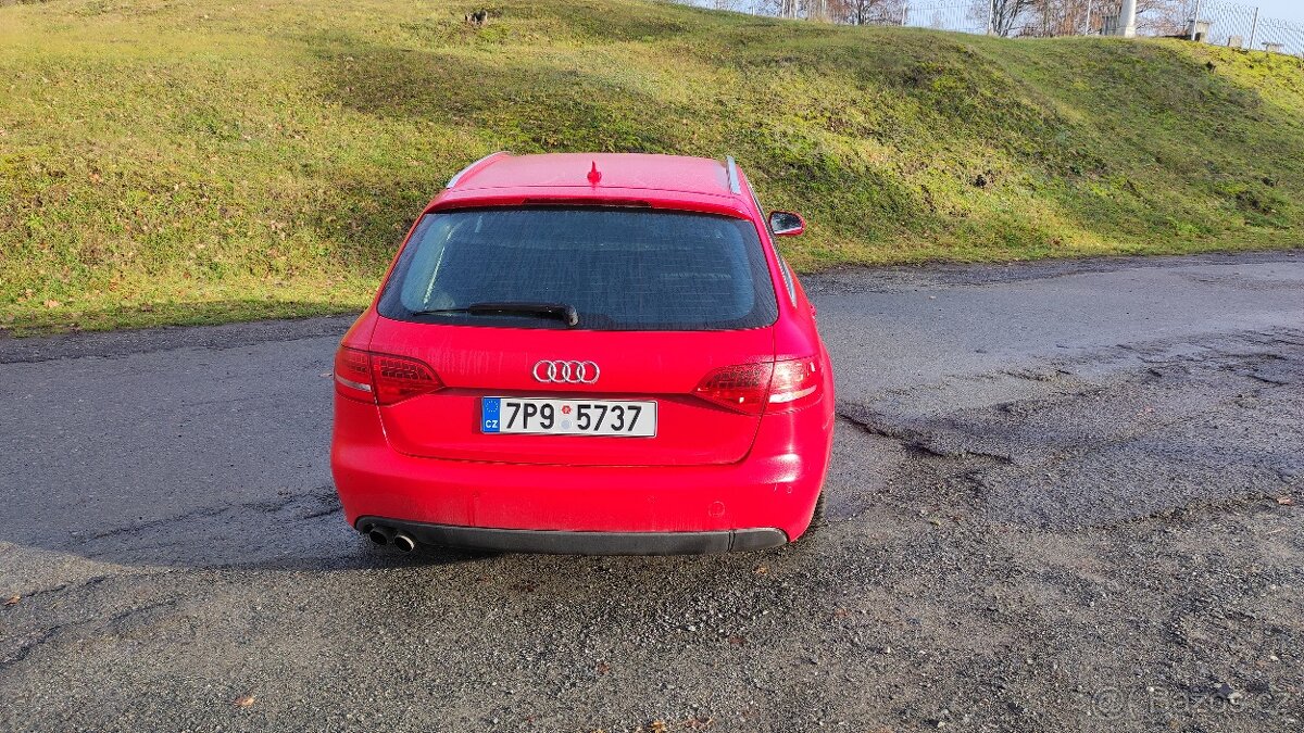 PRODÁM AUDI A4 COMBI - 4