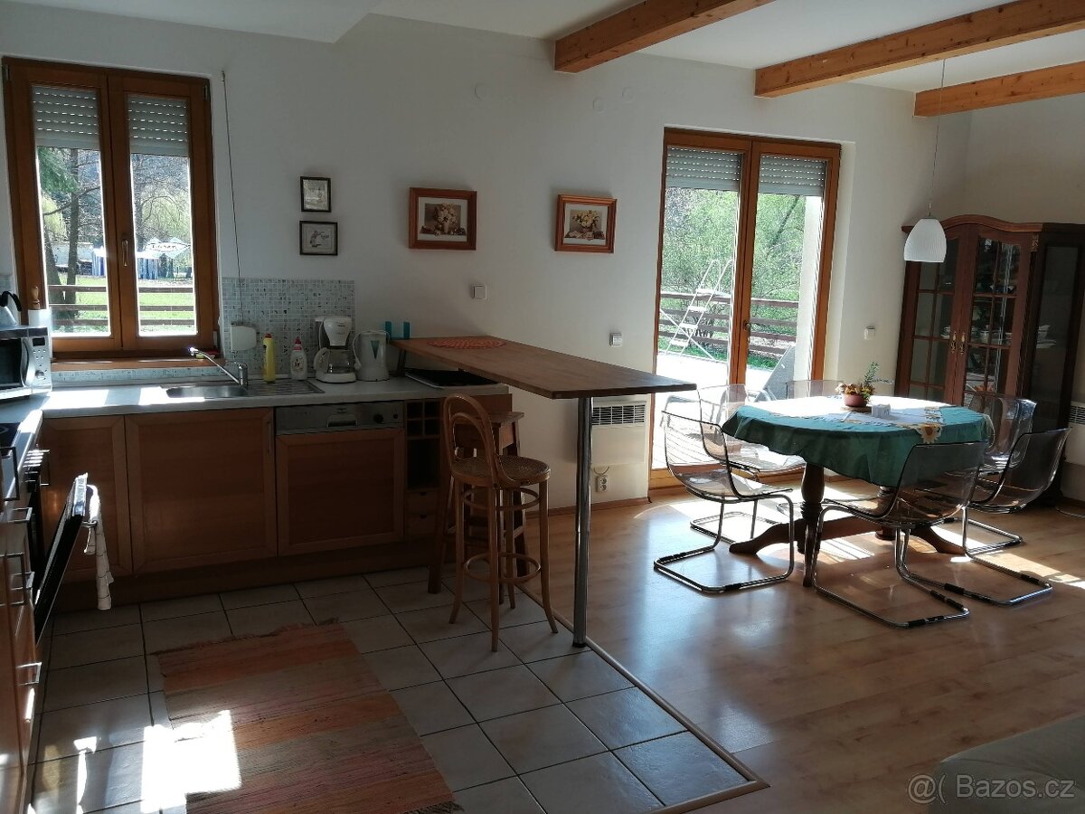 Silvestr na chatě u řeky - 4