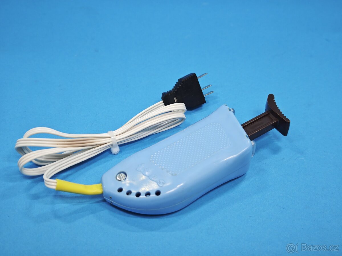 Repasované ovladače Ites autodráha různé barvy - 4