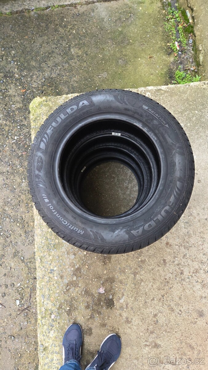 Nové celoroční pneu 185/65 R14 - 4